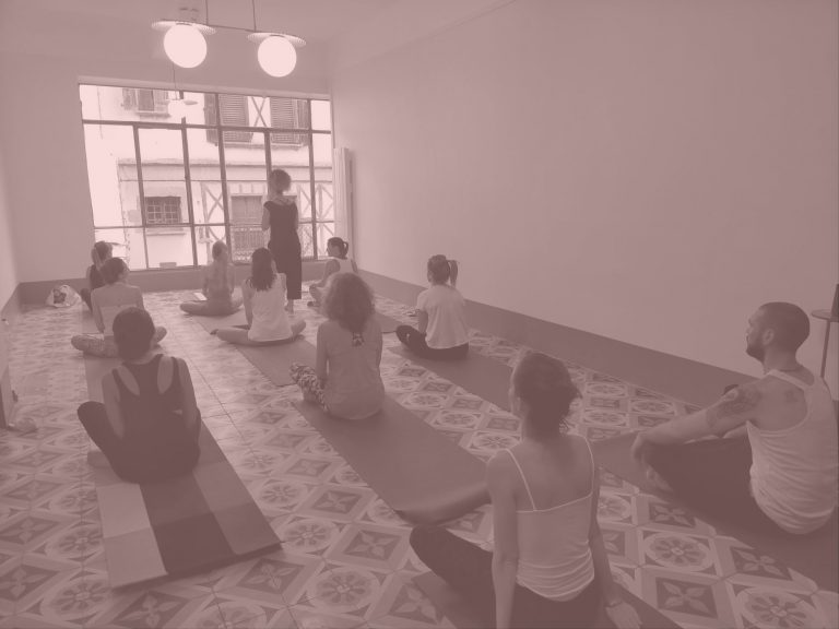 Ashtanga yoga Perpignan à Yogi Room studio de yoga
